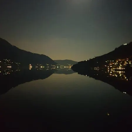 Private Lakeside Luxury Villa * Moltrasio
